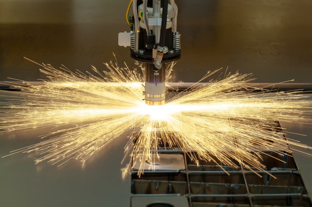 how to use a plasma cutter